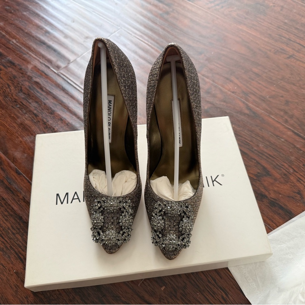 NWT Manolo Blahnik  Dark Gold Glitter Jewel Buckle Pumps 115mm (EU34.5) - Picture 7 of 10